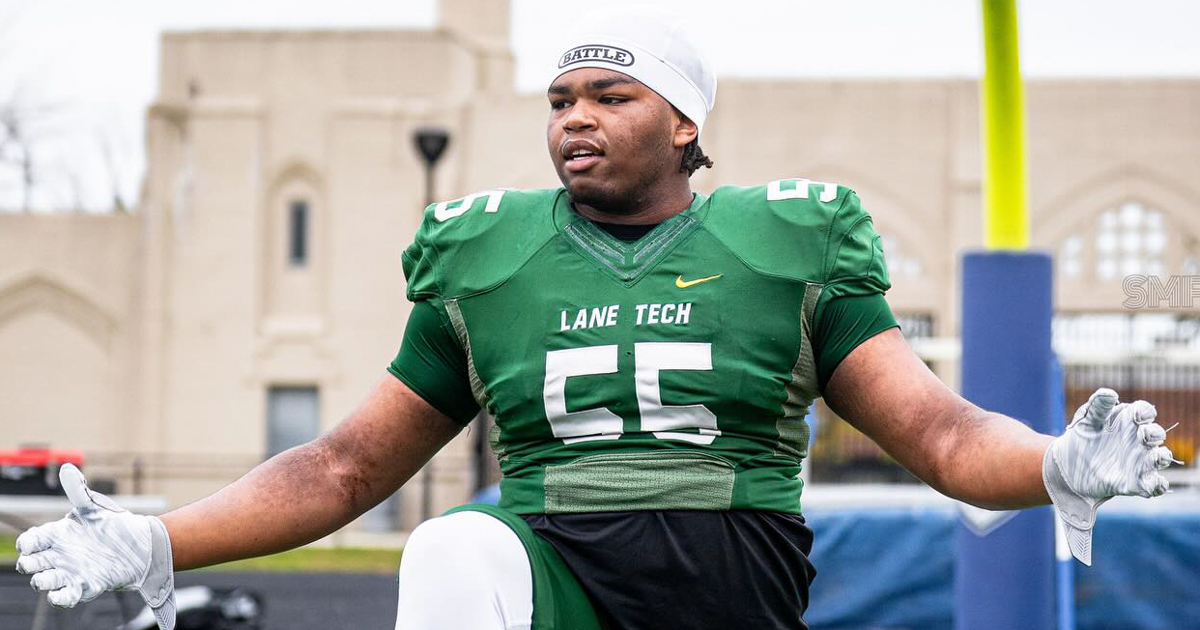 williamseals's tweet photo. “A lot of things happened, but #IowaState still feels right to me. Things happen, a lot of things change, but it feels right to stay connected &amp; have a long journey with a place that's believed in you." 2026 DL @DanielHoward91 talks recent visit &amp; more.

➡️https://t.co/NDbugodCwL https://t.co/Fl6NDd3OB2