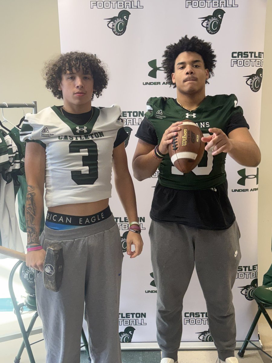 DonovanBey41's tweet photo. Beyond Blessed to receive my 2nd division 3 offer! Thank You @CastletonFB for having me up for the visit #AGTG https://t.co/p9dyA7MGlb