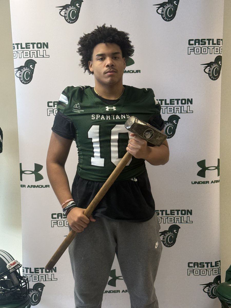 Beyond Blessed to receive my 2nd division 3 offer! Thank You <a href="/CastletonFB/">Castleton Football</a> for having me up for the visit #AGTG