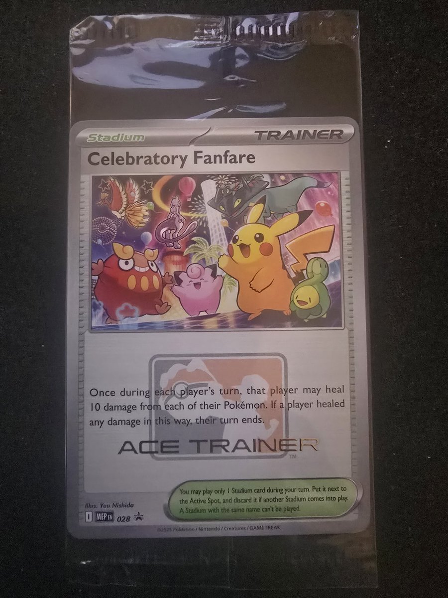 Wait...this isnt the back of the card??? 🤣🤣🤣 

I have been mislead. Bahahaha. 

Also...do I hold or sell ladies and gents?