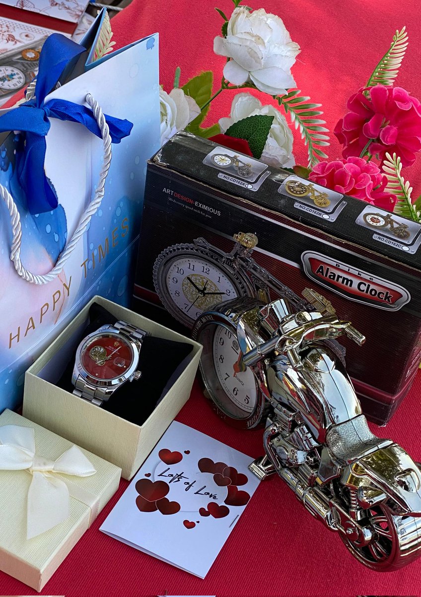 popcollectionke's tweet photo. ITEM:4 IN 1 GENTS GIFT SET
To order;Call/WhatsApp 0798953779.
KSH 4999/=
Location: Royal palm mall wing A first floor shop AM9.
⏰Super stylish Office/Bedside/Home alarm clock uniquely crafted    (Serves elegance and time keeping)⏰Gents Watch
⏰Card
⏰Box
⏰Bag with Ribbon 🎀 https://t.co/in5bihuD5c