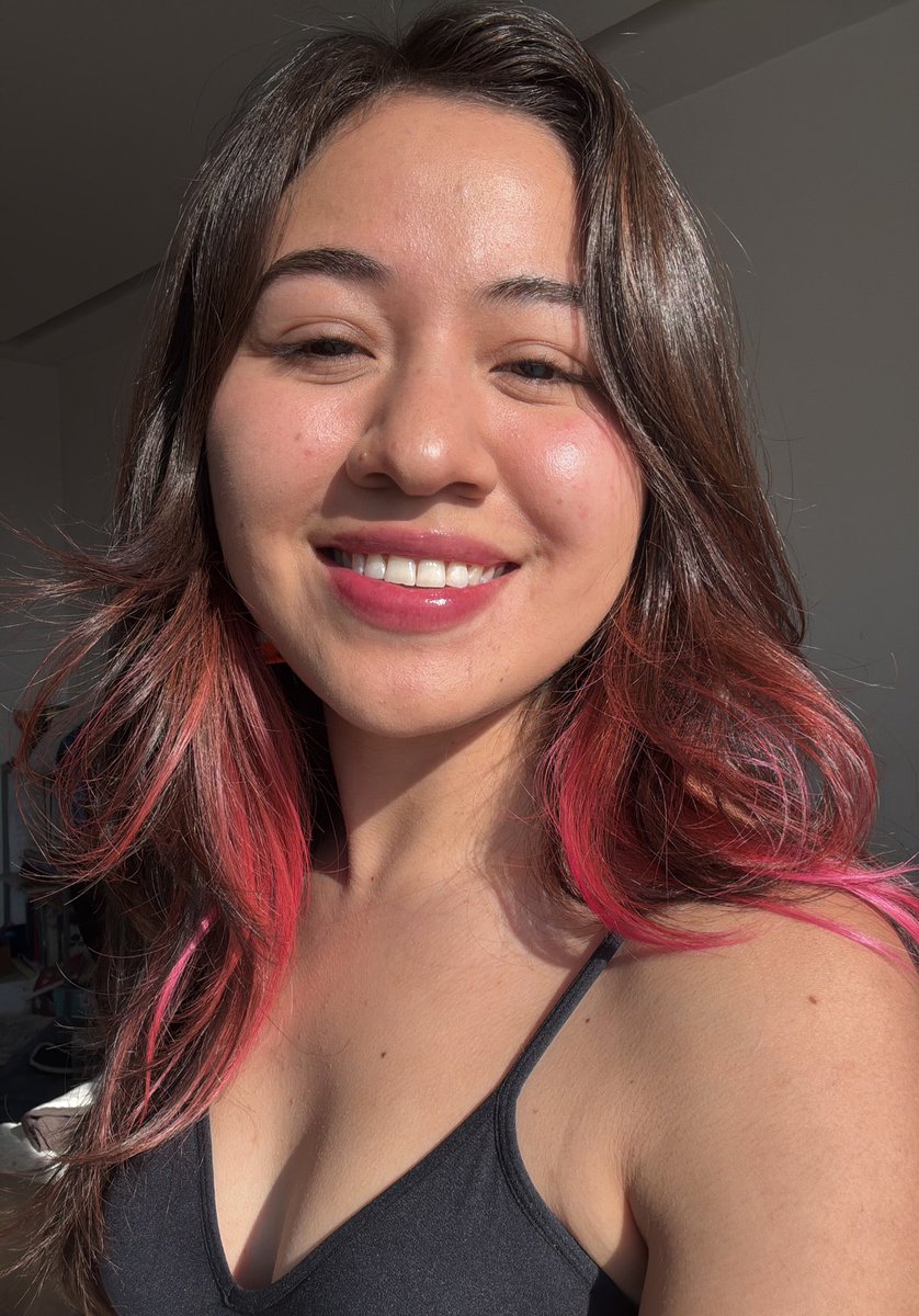 Hoy me bañé y me arreglé con toda la calma 🌷 se sintió muy bonito