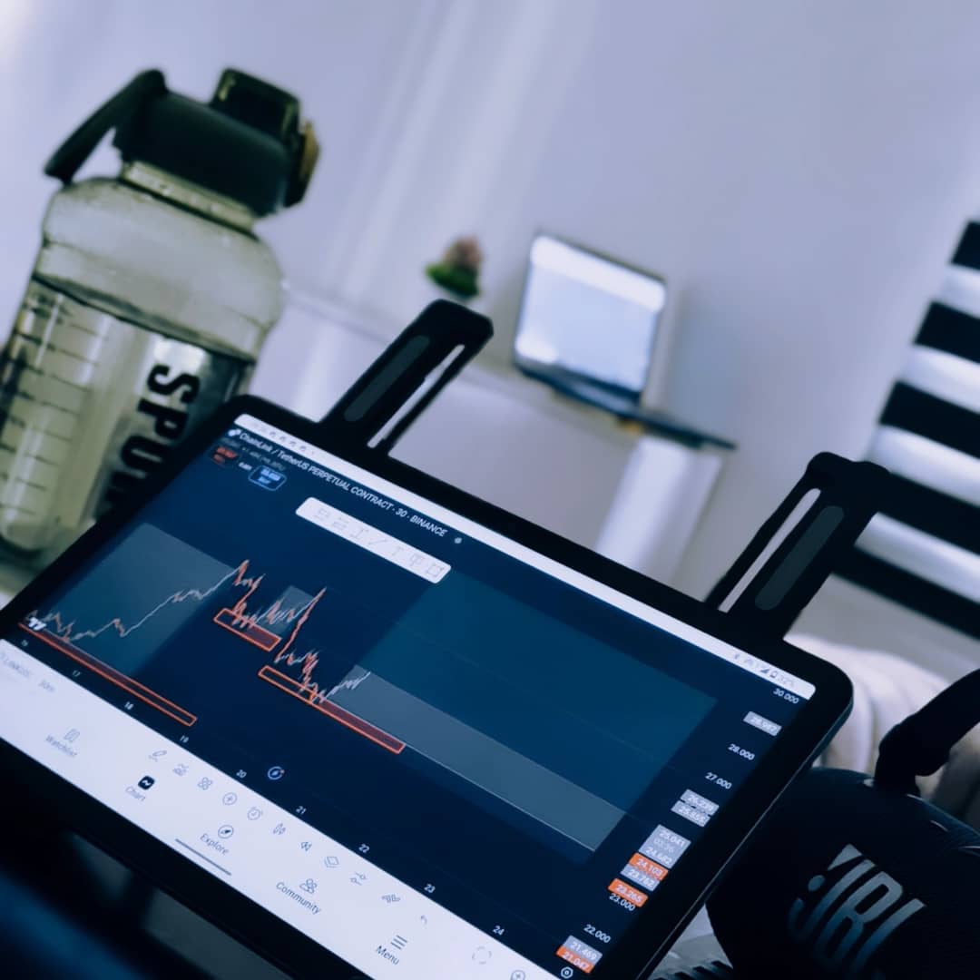 Derah_Btc's tweet photo. Work, school and lifestyle...
Locked in 🥰
Studying the charts, trusting the process. 💻📈
Every candle tells a story.
I’m here to learn the language.

I'll like to connect with like minds... Kings and queens who inspire growth and success..
Engage and let's get started in web3 https://t.co/k6p7s9gYaB