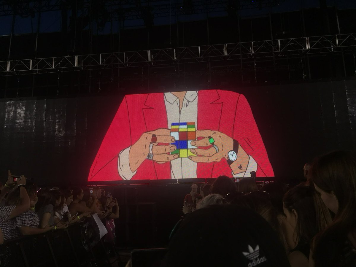 lexy ✺ tweet media