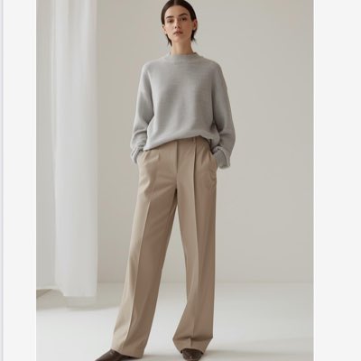 #NewProfilePic I spent three decades curating fashion in my GTA boutique, styling magazine shoots, and transforming looks for Ontario's top fashion events. When COVID closed my doors, it revealed a bigger opportunity—personalized styling without boundaries #linkinbio