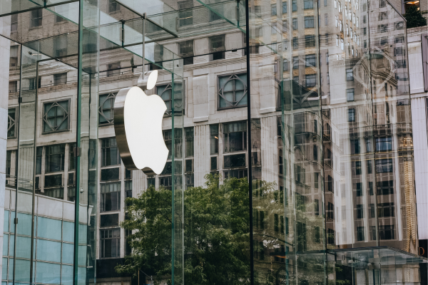 Apple enters Chennai!!
Finally! Apple has signed a 20,000 sft facility in DLF Porur.
Biggest GCC entrant to Chennai yet!
<a href="/UpdatesChennai/">Chennai Updates</a> asked, Chennai delivers!