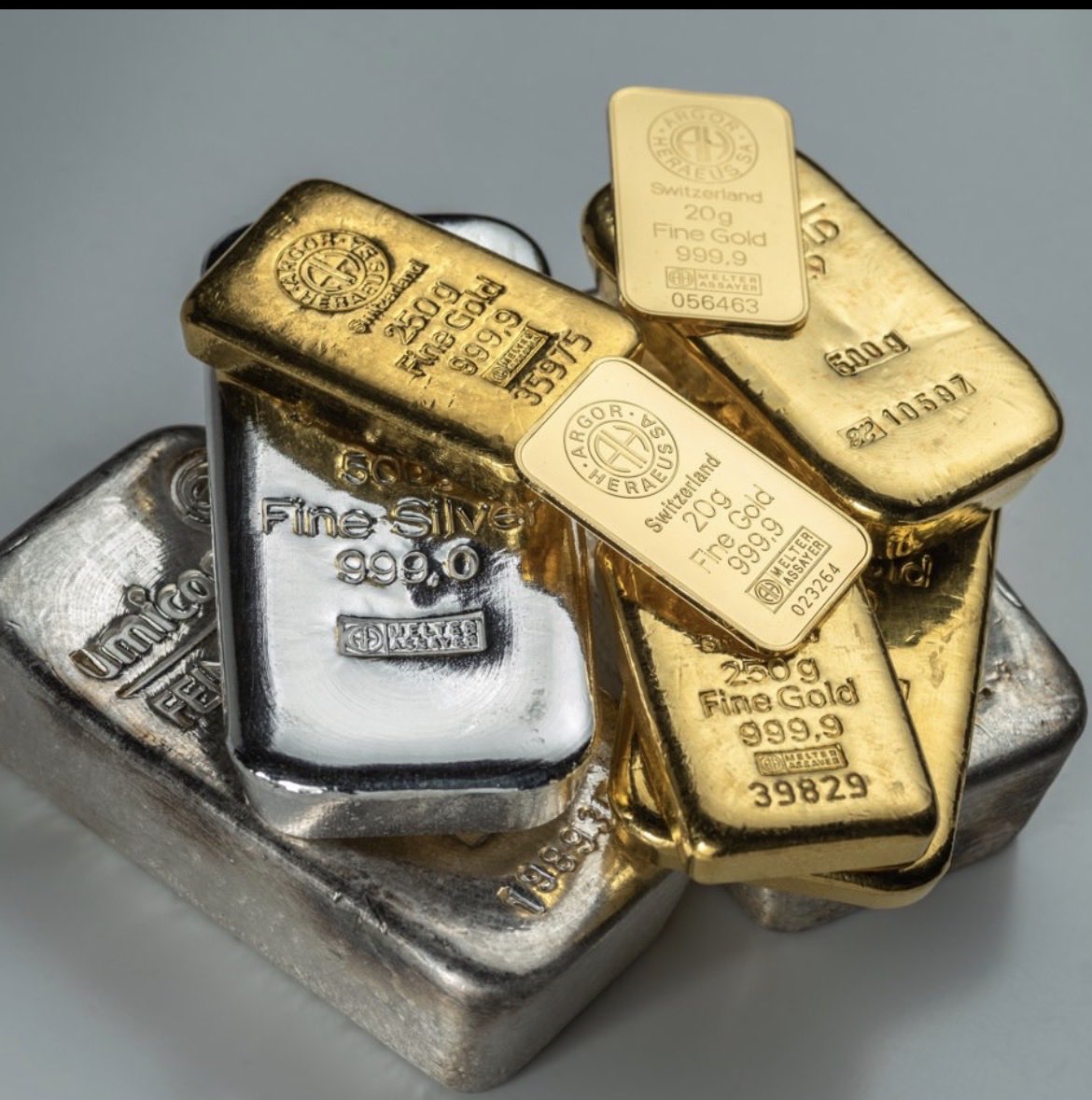 Görüşmek üzere altın gümüş 🖖