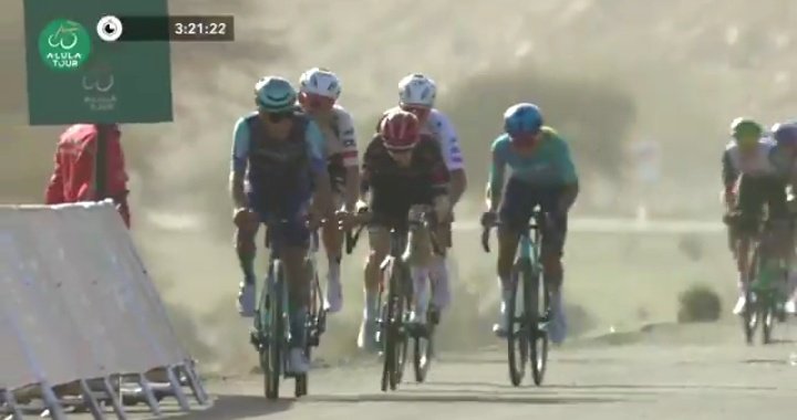 ZXCycling's tweet photo. 🇸🇦@thealulatour stage 3

Great performane by African guys today!

🇪🇷@henokmulubrhan 4th in sprint from peloton now 9th in GC!

🇿🇦@Byron__Munton 11th on stage and 10 in GC!

🇿🇦@StefandBd top 15 on stage!

🇪🇷@NahomZeray16133 top 20 on stage!

Great ride guys!🇿🇦🇪🇷🔥🔥

#cycling https://t.co/DabkUulSkX