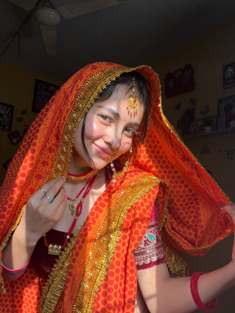 Sayantika tweet media