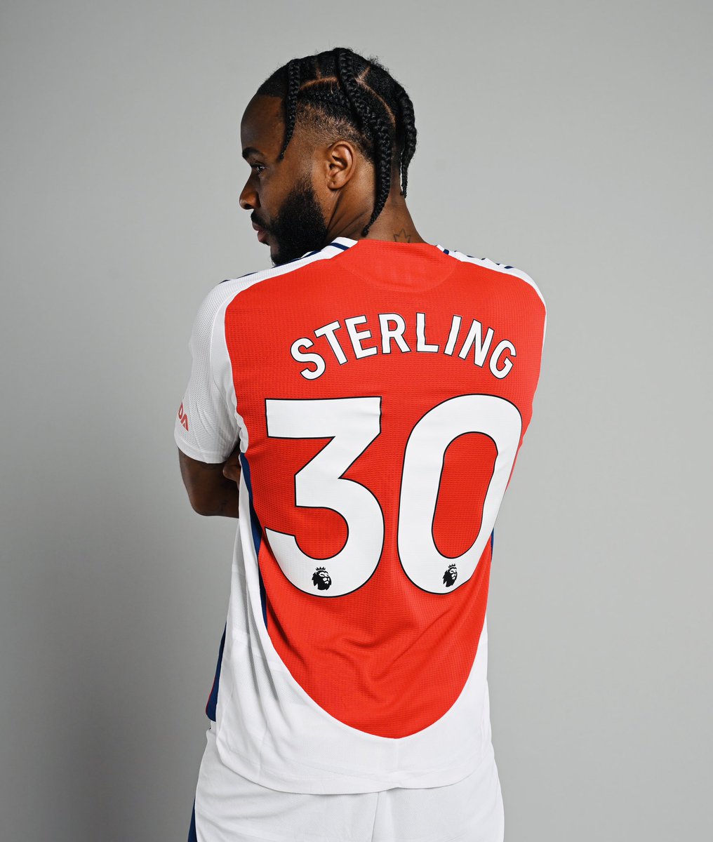 Chelsea sterlingin sözleşmesini karşılıklı olarak feshetmiş sizce olurmu