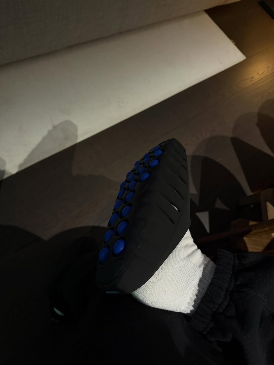 JustFreshKicks's tweet image. fragment design x Nike Mind 001 👀