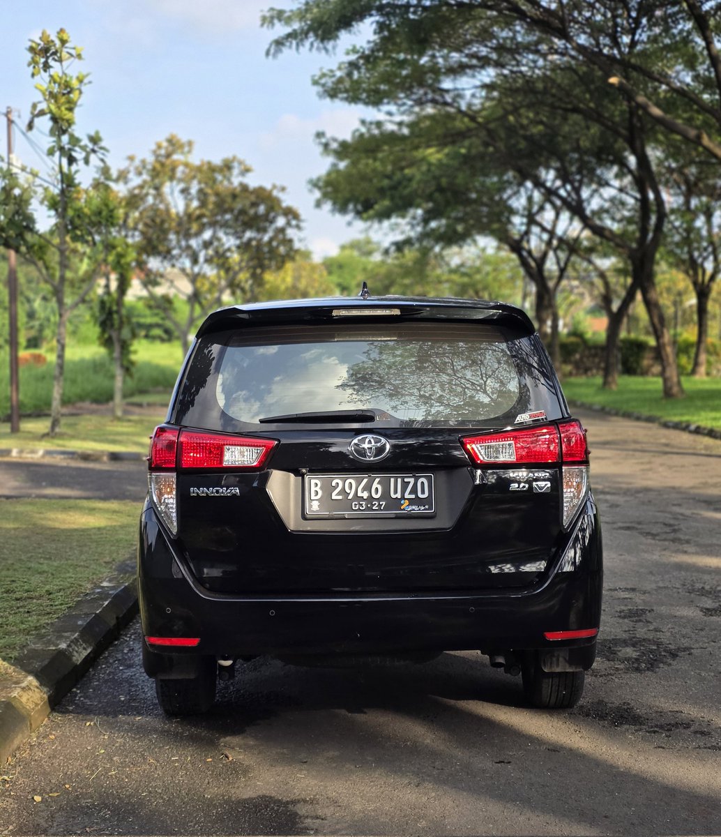 mobilstandar's tweet photo. Innova 2.0 V AT 2022 Bensin
319jt nego

Full service record Auto2000
Senyap tanpa getaran, nyaman
94rb km on going anti puteran dijamin sehat terawat mulus
Dokumen, buku servis, kunci serep lengkap
Sudah detailing &amp; coating tinggal pakai

Lokasi Jakarta Utara
0878-5-1111-222 https://t.co/XXDoK8AymO
