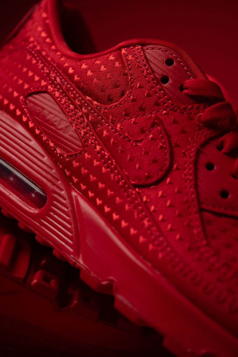 Sole Fly tweet media