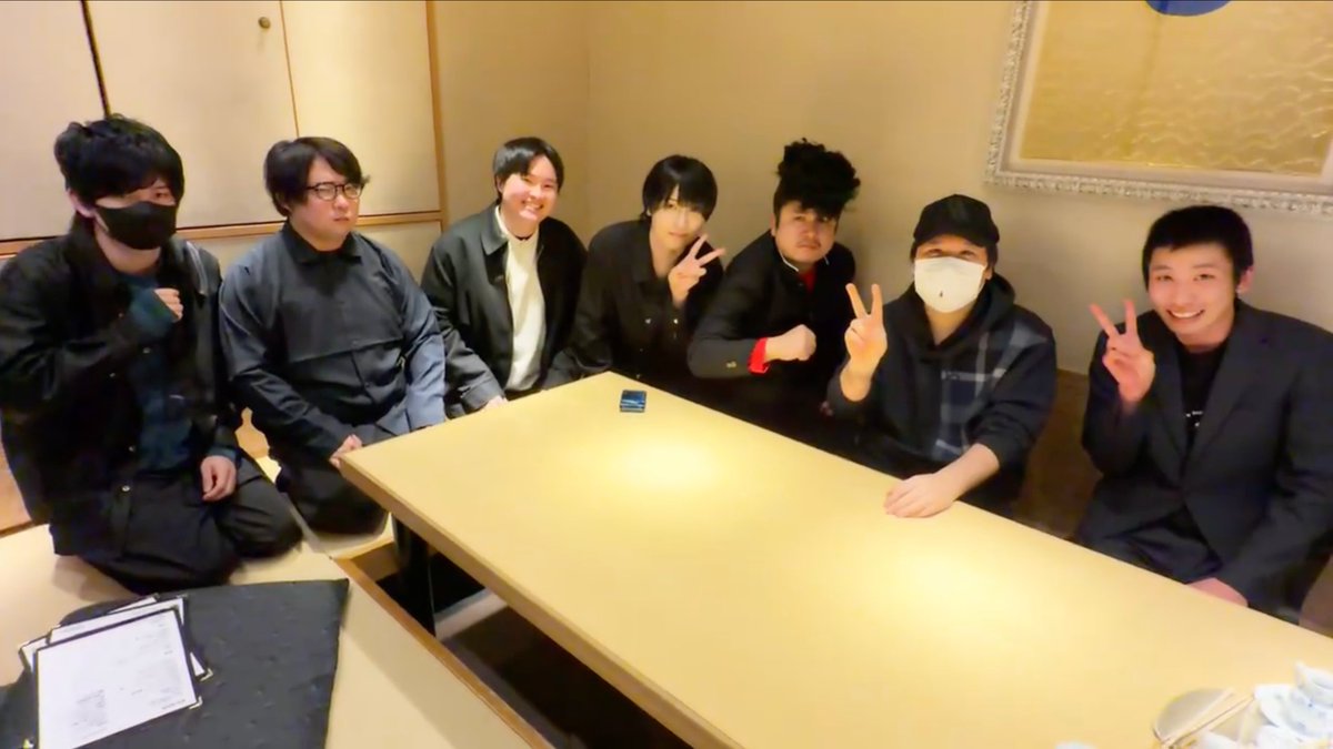 ランド tweet media