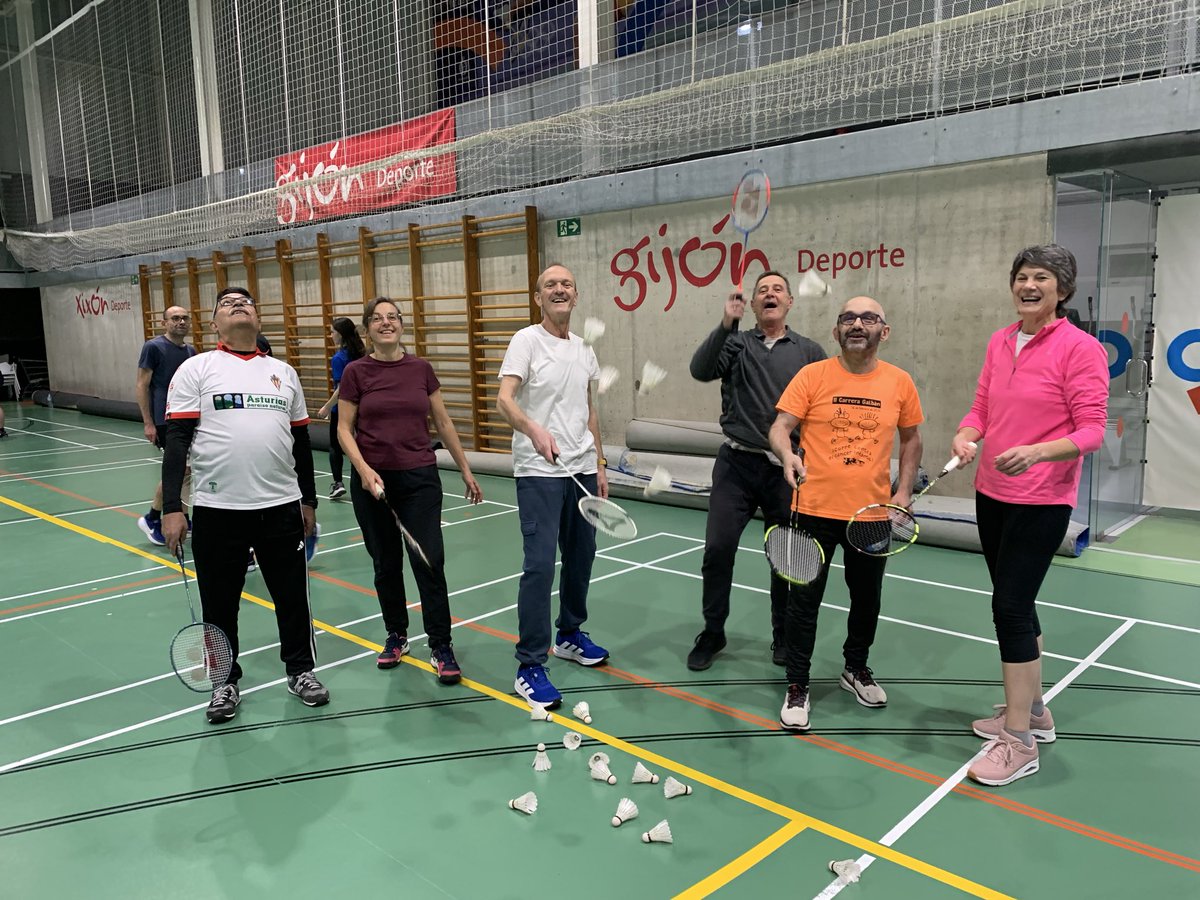 badMMintonproject tweet media