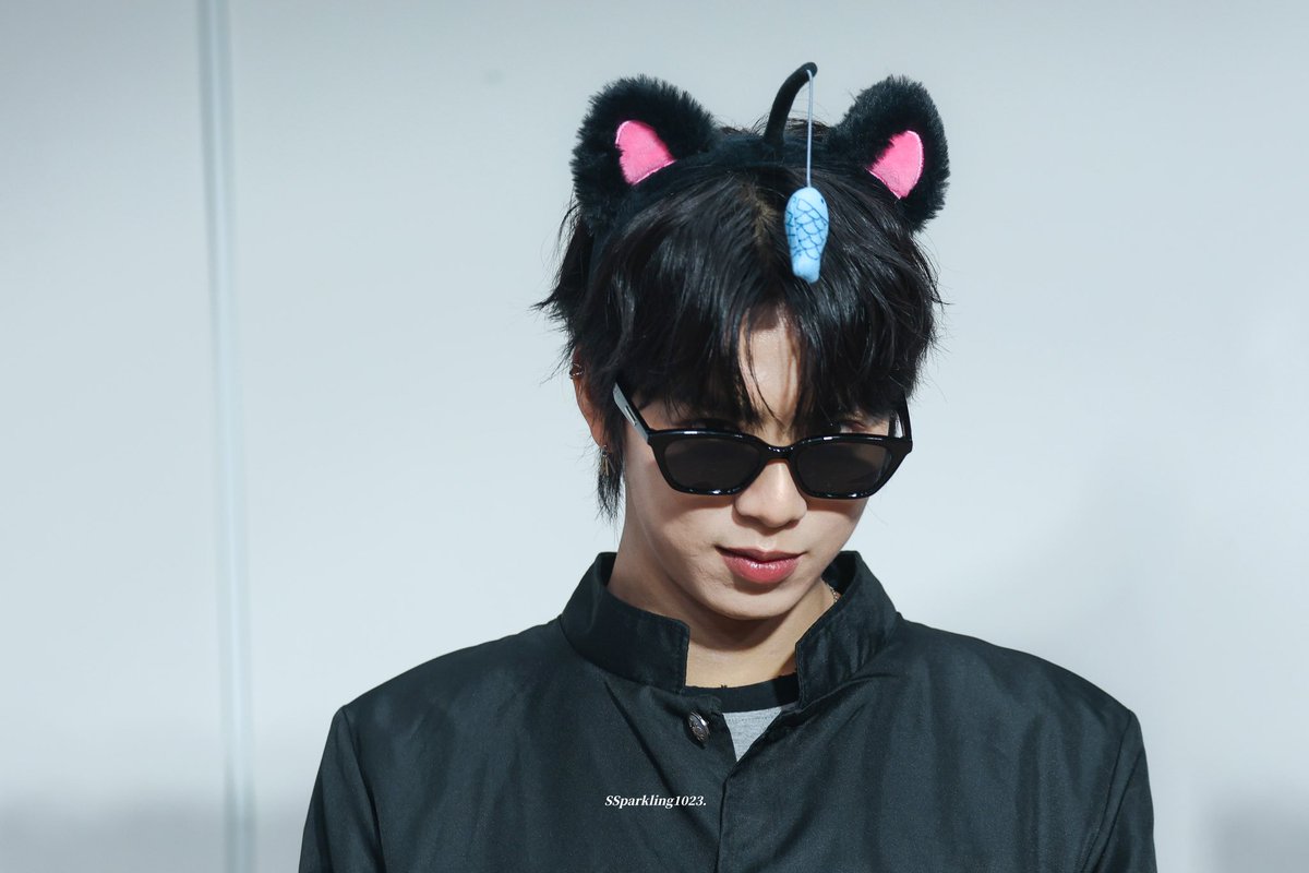 SSparkling1023's tweet photo. 250814 데일리덕

😼👽

#치원 #CHIWON
#陳麒文 #陳麒文치원 
#SEVENTOEIGHT #세븐투에잇 https://t.co/B9sGQtTU2E
