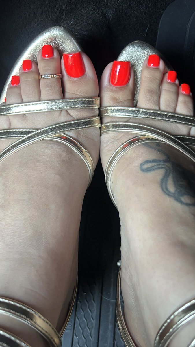 cynsfeet's tweet image. Spicy mami, hot tamale 🌶️