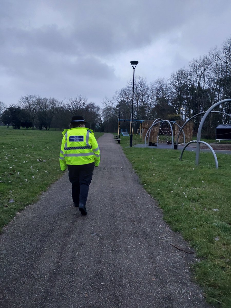 EttingshallWMP's tweet image. Your Blakenhall PCSO's have conducted patrols this afternoon in Phoenix Park, where would you like us to patrol next? 🌳👮‍♀️ #blakenhall @WolvesPolice