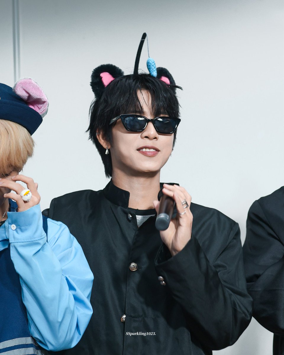 SSparkling1023's tweet photo. 250814 데일리덕

🐈‍⬛💓🔒😎🎣

#치원 #CHIWON
#陳麒文 #陳麒文치원 
#SEVENTOEIGHT #세븐투에잇 https://t.co/InhkRLzyE9