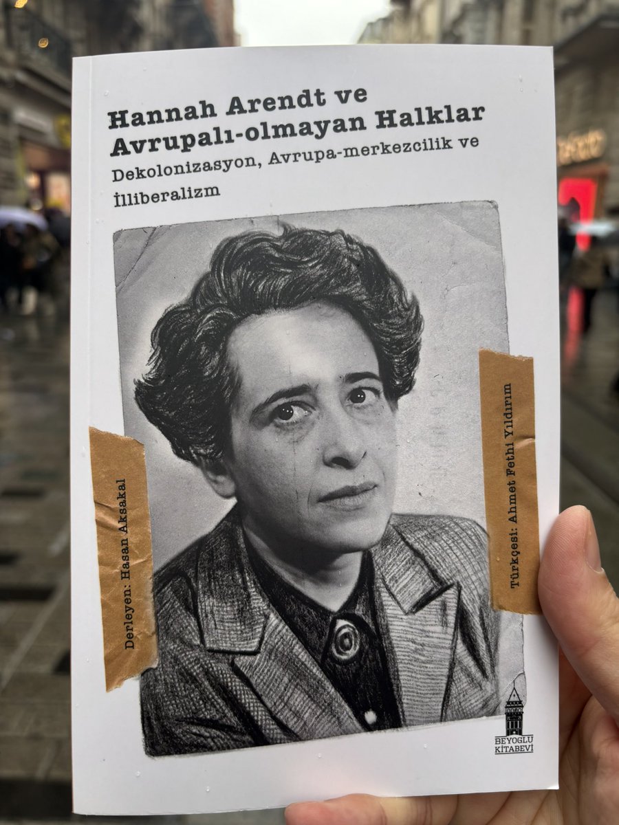 Yeni kitabımız “Hannah Arendt ve Avrupalı-olmayan Halklar: Dekolonizasyon, Avrupa-merkezcilik ve İlliberalizm” <a href="/BeyogluKitabevi/">Beyoğlu Kitabevi</a>’den çıktı ve kitapçılarda satışta! İlgilisine ulaşabilmek adına rica etsem bu tweeti retweetler misiniz? Şimdiden teşekkürler. kitapyurdu.com/kitap/hannah-a…