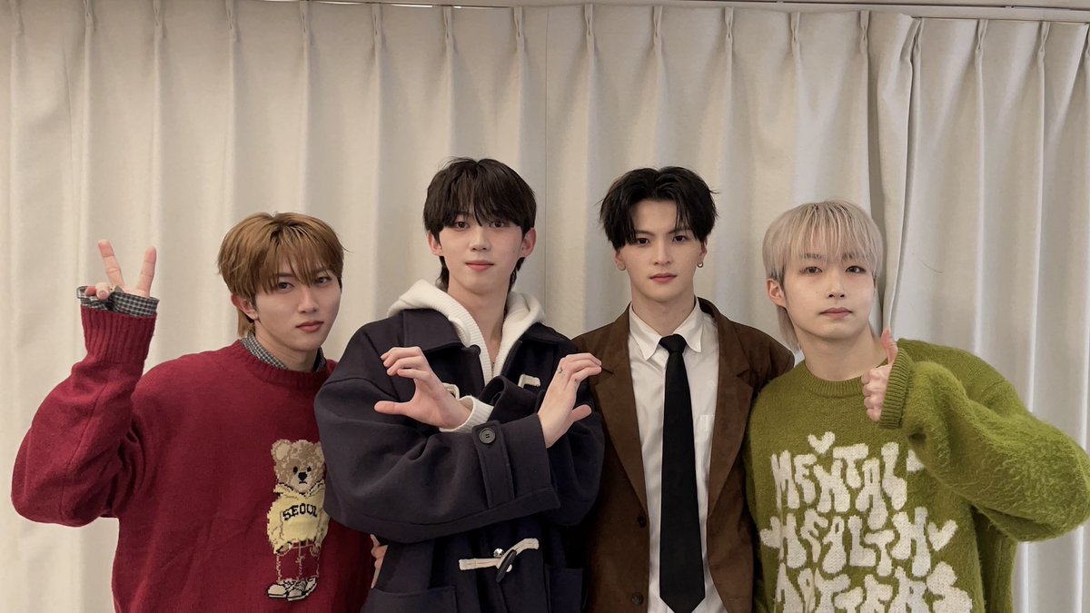 RE_LIVE_HALL_jp's tweet photo. 🦄#MYONE 🌈
@MY_ONE_OFFICIAL 
4th LIVE IN JAPAN🎤
お越し頂きありがとうございました🎀

次の公演は
🗓 1月31日（土）
⏰ 開演 17:00~
📍 #RELIVEHALL 
💰当日券¥4500
✨初めての方は無料&amp;チラシ1枚に団体サイン✨
🪧公演の90分前にPRを行います

🎫予約チケット🎫
https://t.co/JykZoK8cFe https://t.co/rg4u5lHgOr