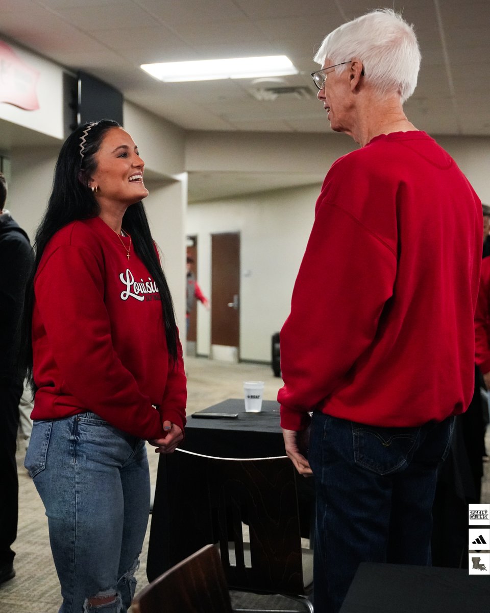 Louisiana Ragin' Cajuns® Softball tweet media