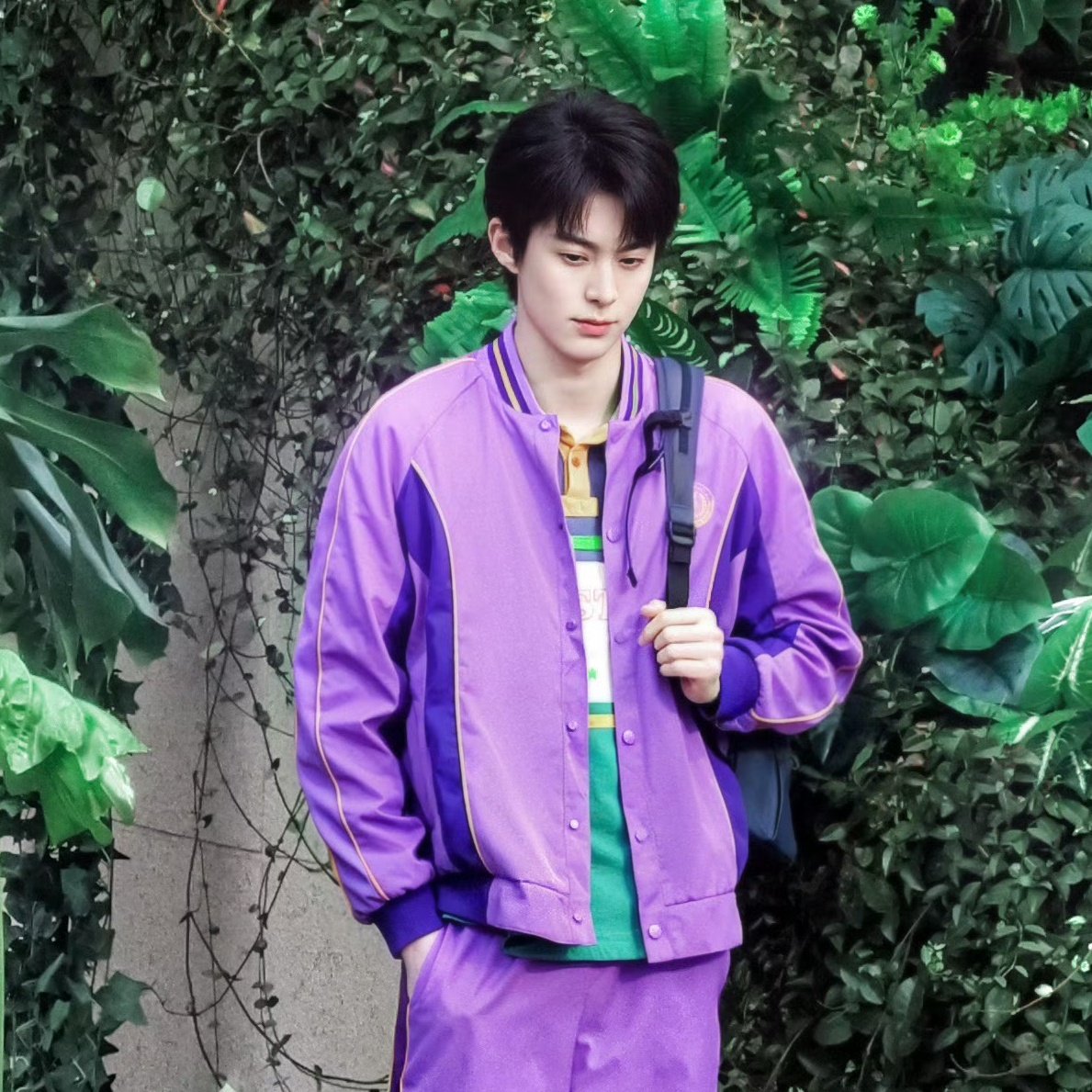 WangHediFolder's tweet photo. Overseas #DylanWang fans are currently in 6th place in the second round of the "XDH Regional Battle", competing for the Top 6 spots. 🥹 #WangHedi

This Weidian PK battle, organised by Zihai 紫海棣造站, raises funds for Per Aspera Ad Astra pre-sales to help secure more cinema screenings, during the most competitive release windows of the year. 

🔗 https://t.co/ZhFU8yHwEp

Top 6 Regions Battle ends at 6PM CST, 30 Jan.