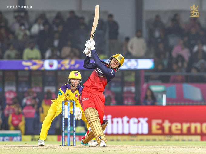 RCB storm into WPL 2026 final after convincing win!