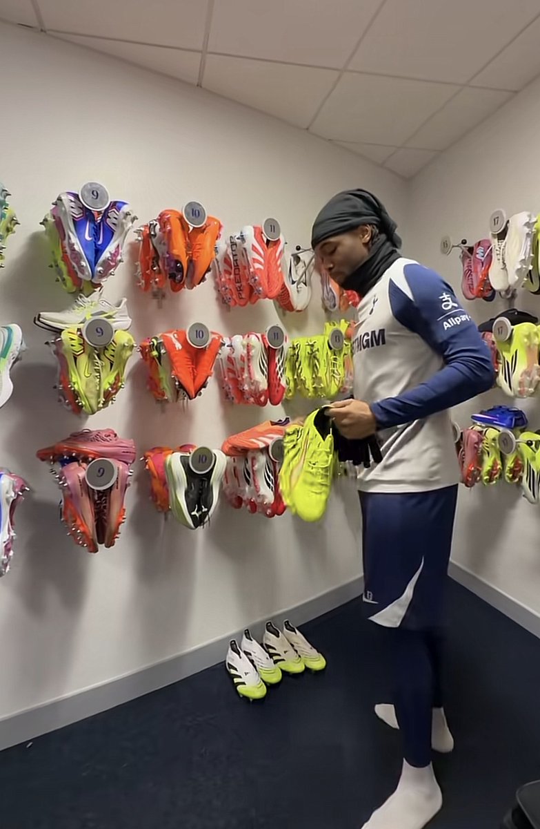 The Touchline | 𝐓 tweet media