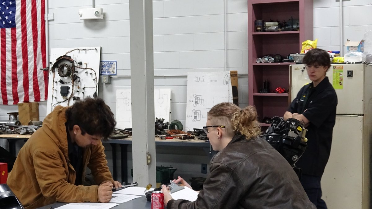 PinellasTech College <a href="/PinellasTech/">PinellasTech College</a>
In our Marine Service Technologies Program, students designed, judged, and proctored hands-on activities aligned to their field to identify the top three performers. This was an authentic way to showcase technical skills.