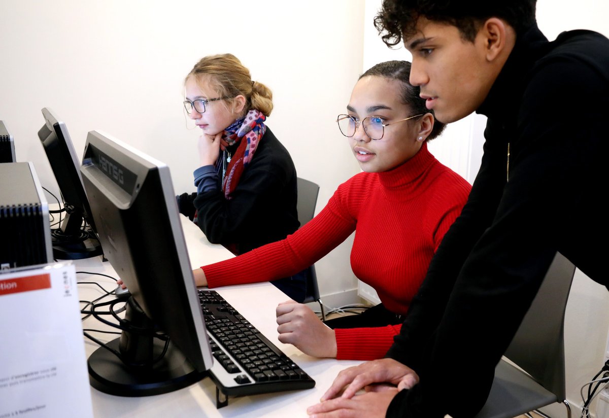 villedecergy's tweet image. #ORIENTATION | 🎓 La plateforme #Parcoursup a ouvert la semaine dernière et vous avez toujours des doutes concernant votre orientation 😱 ?

📍Rendez-vous au 𝐁𝐮𝐫𝐞𝐚𝐮 𝐢𝐧𝐟𝐨𝐫𝐦𝐚𝐭𝐢𝐨𝐧 𝐣𝐞𝐮𝐧𝐞𝐬𝐬𝐞 (BIJ) situé au rez-de-chaussée de l'Hôtel de ville (3 place