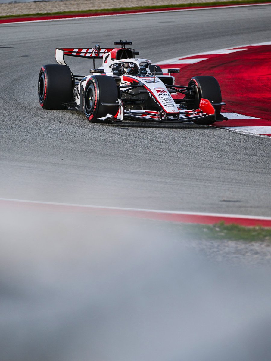 HaasF1Team's tweet photo. No running today, but still admiring the VF-26 🤩

#HaasF1 #F1 https://t.co/jTwByPFxig