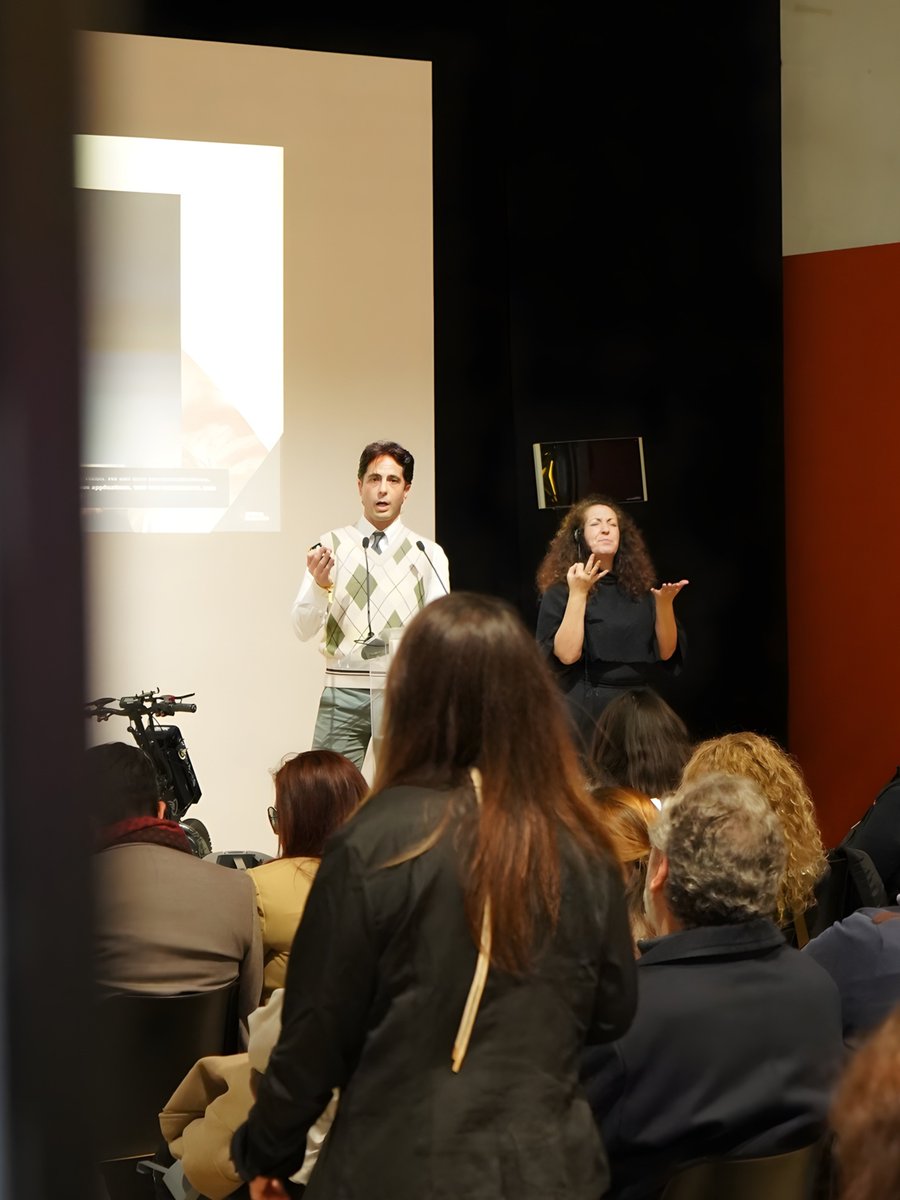 NaviLens® Empowering the blind and partly-sighted tweet media