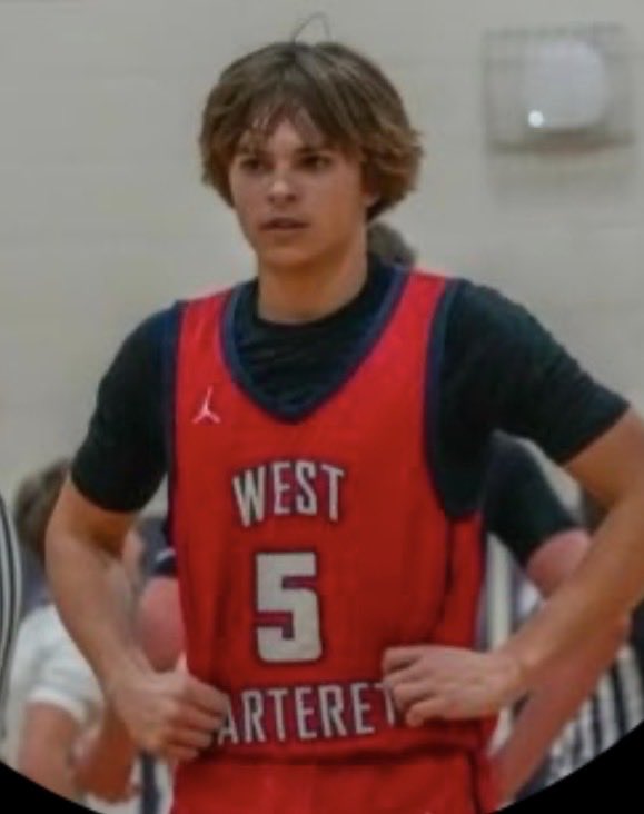 CoachTaylor252's tweet photo. West Carteret 6’ 2026 G Jack Bell is having a solid senior season. Bell is averaging 19.3ppg/4.4apg/4.6rpg/2.3spg 
Leads on the court with his play and hustle as well as vocally https://t.co/DoHYbuQ1la