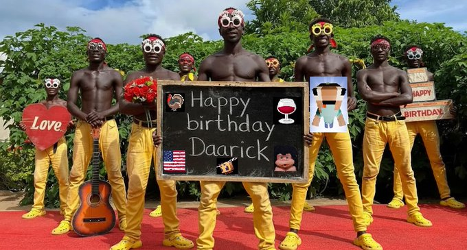 Hawks_56_1's tweet photo. @TheDaarick28 fc pavito https://t.co/YXsLm7M0xa