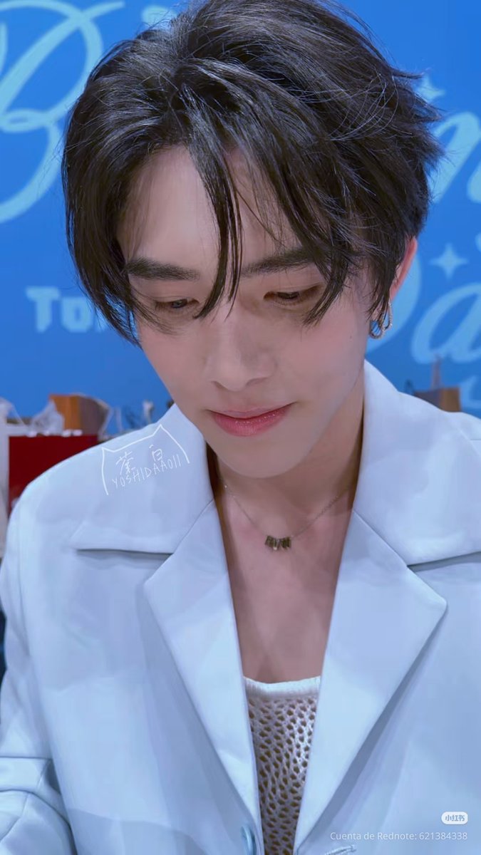 Khinhtet626613's tweet photo. #Day185

Tonight ends on a happy note.
That Boom update made my day.😍
Boom’s still gaming his way.
Me? I can’t get enough of looking at you😭.
Im falling again for u. You’re not wrong 😌

#BXXMRVW  #RVW https://t.co/JuaBnlQaX5