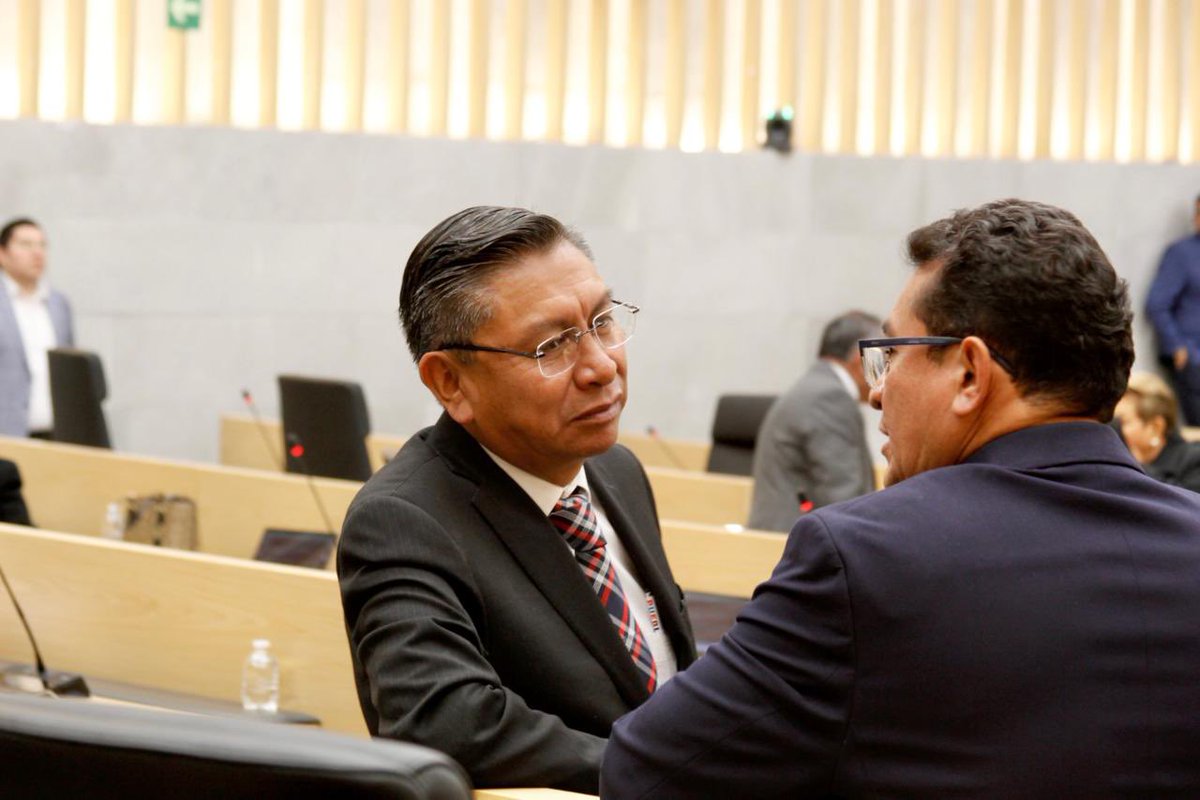 ¿Divididos? ¿Enojados? 

Hoy <a href="/SoyPavelGaspar/">Pavel Gaspar Ramirez</a> y <a href="/JLuis_Figueroa/">José Luis Figueroa</a> mantienen una excelente relación política. 

El tema de San Francisco #Totimehuacán no los dividirá, ni hoy, ni en el 2027.