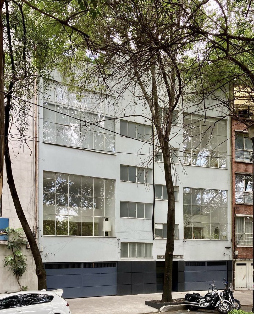 El edifico diseñado por Luis Barragan y Max cetto, una verdadera joya de la arquitectura mexicana !