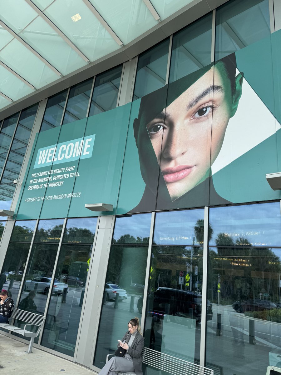 RedbearTV's tweet photo. Redbear at Cosmoprof North America in Miami
 Great connecting with our international clients and partners at one of the leading global trade shows. Beauty being one of the key sectors in our portfolio.

#CosmoprofMiami #TradeShow #B2B #BrandPartnerships https://t.co/1t5MDB3Qzm