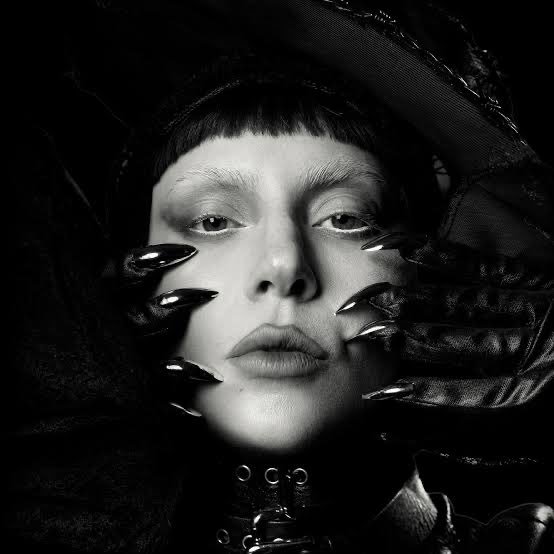 plusmusicbr's tweet image. 🚨Lady Gaga é anunciada como performer no Grammy desse ano.