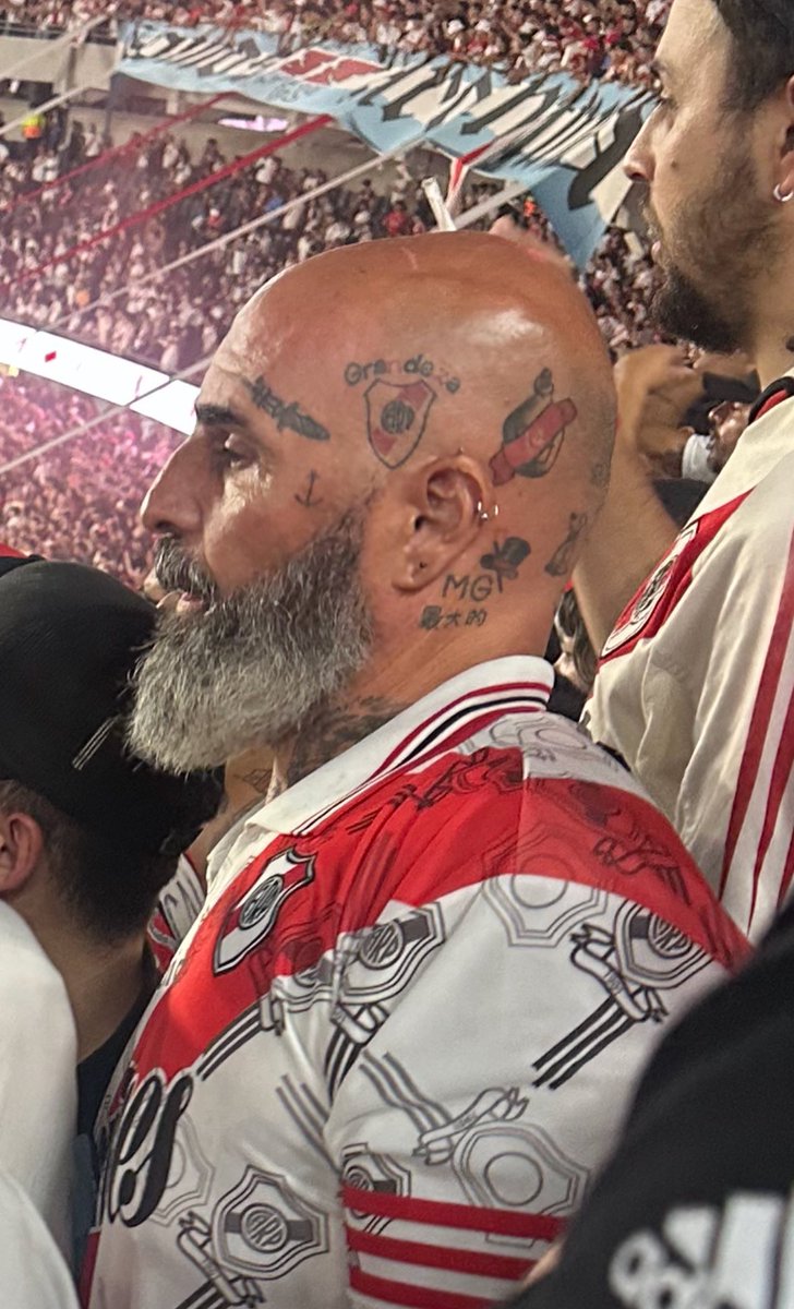 aus🇸🇪 tweet media