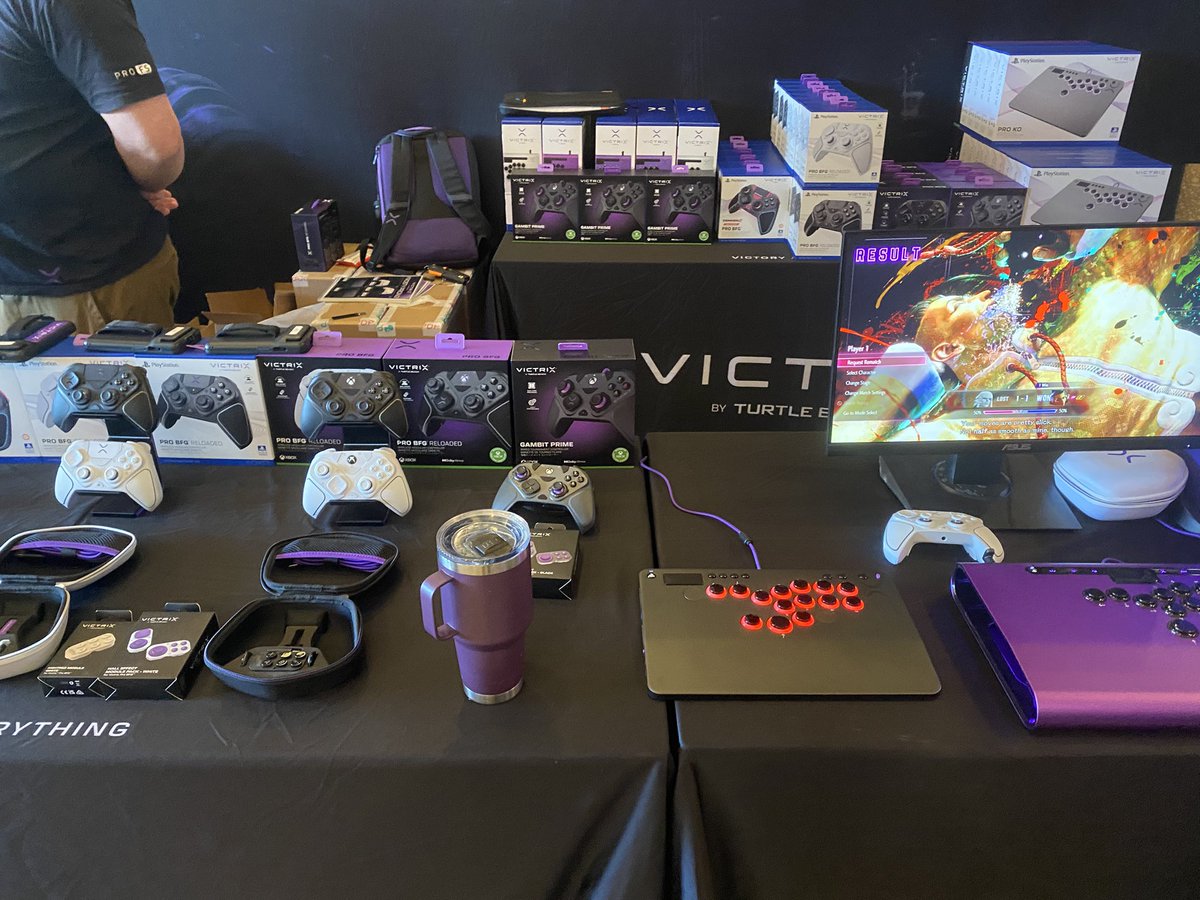 Tealfalcon tweet media