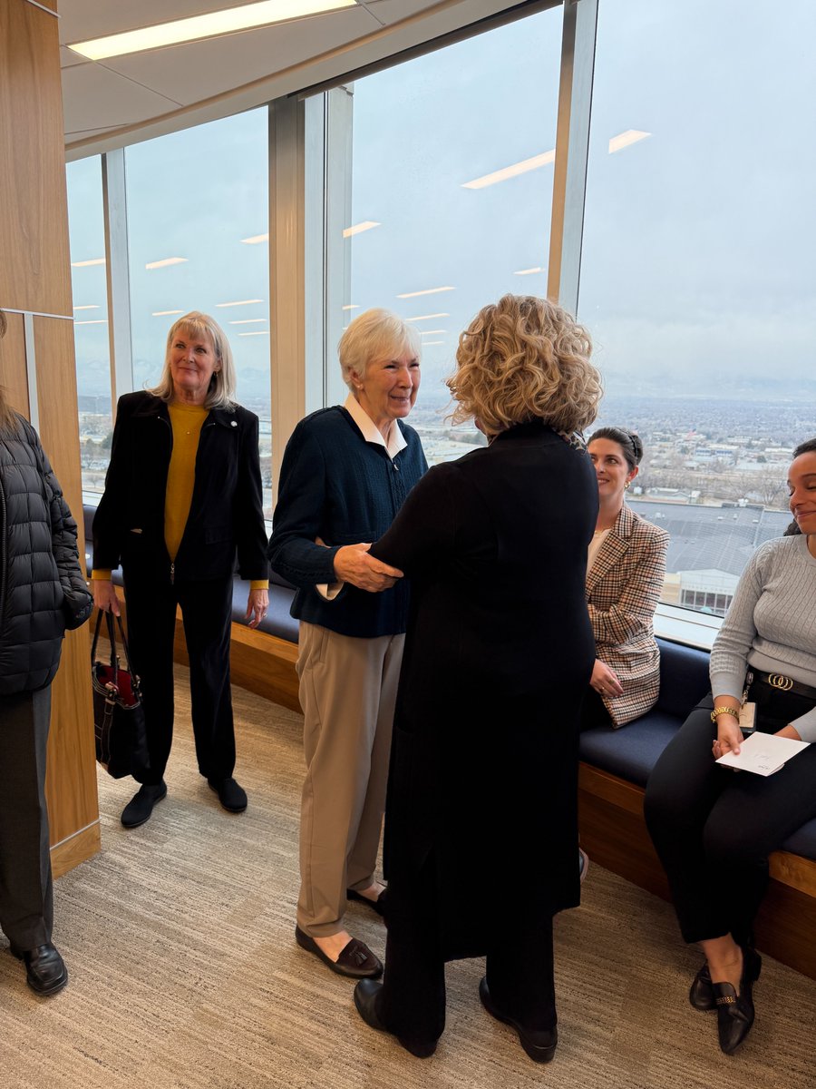 MillerFamilyFdn's tweet photo. This week, the Larry H. &amp; Gail Miller Family Foundation celebrated the career of Karol Elkington, who is retiring after 34 years with @theLHMcompany.

Thank you, Karol, for your dedication to enriching lives. We wish you all the best in this next exciting chapter. https://t.co/hvcZawBy1Y