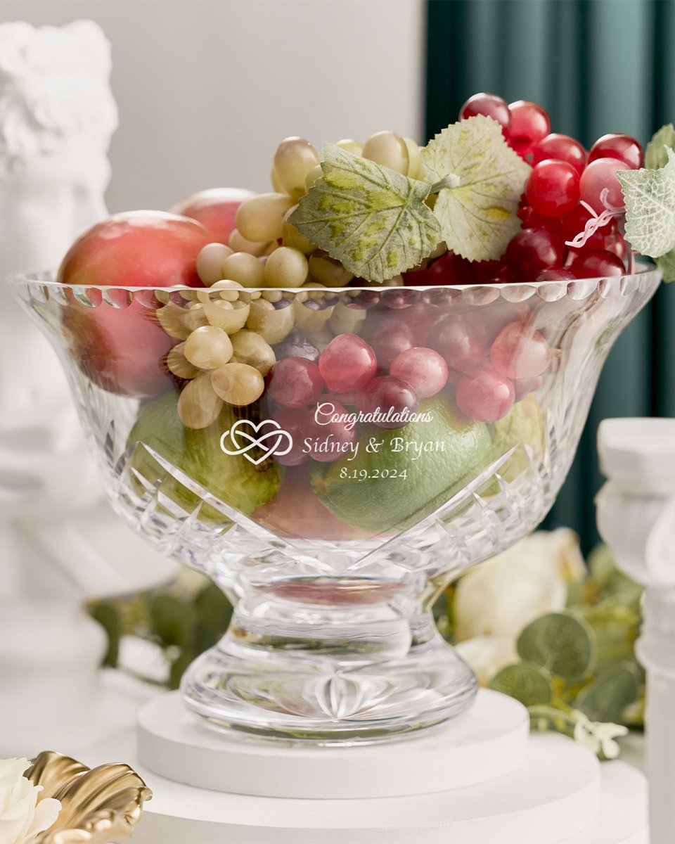 Showcase your refined style with captivating pieces like our Elegant Footed Cut Bowl (SKU 110721). Its graceful curves and delicate details instantly elevates any contents being displayed.✨
crystalplus.com/elegant-footed…

#personalizedgifts #bowls #homedecor