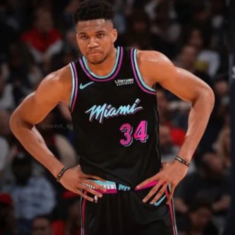 ThePhoenixSuns2's tweet photo. #NBA Rumors: #GiannisAntetokounmpo & Milwaukee Bucks currently prefer potential trade to #MiamiHeat, still reviewing competitive offers as the 2026 #NBAtradeDeadline is a week away?
#KeepTheReceipts #TimeStampIt #Hoops #GiannisTrade #Giannis #HeatCulture #NBAX #KelelWare