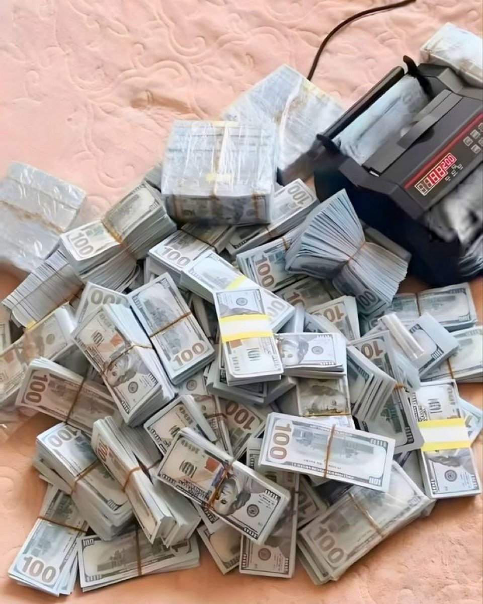 baseboss_'s tweet image. Build on base 

The money will come 🟦💵