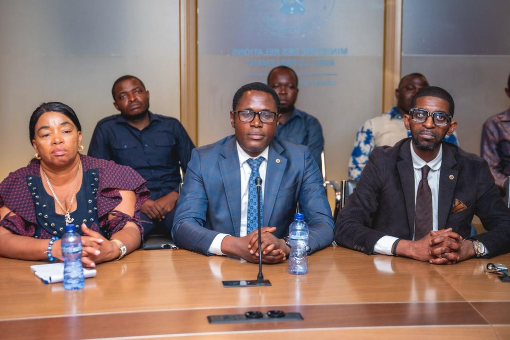 Ministère des Relations avec le Parlement tweet media