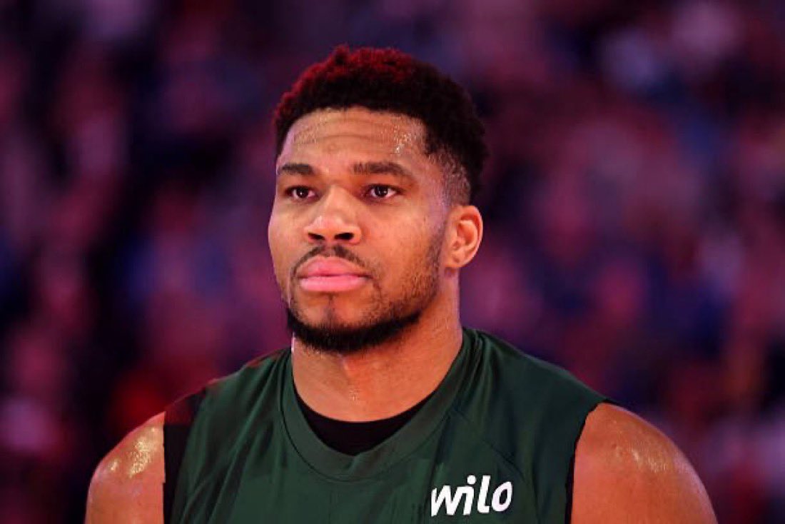 Fullcourtpass's tweet image. The Milwaukee Bucks are asking for “the moon” in Giannis Antetokounmpo trade discussions, per @TheSteinLine 

- ALL young players
- ALL draft picks

(marcstein.substack.com/p/a-giannis-tr…)