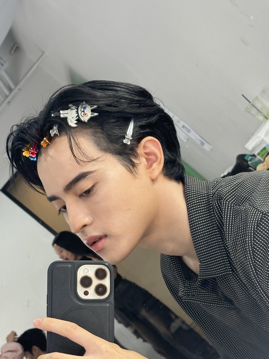 BarcodeTin's tweet photo. สำหรับวันนี้ ฝันดีค่ะ #CLO_VERxFANDOMFANFIC https://t.co/PFszXgOZTh