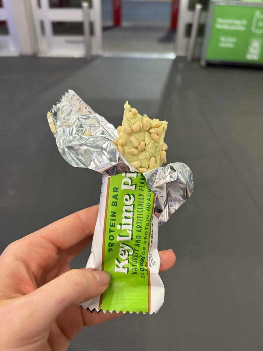rupturedcavity's tweet photo. snacks from yesterday and today https://t.co/WNf7W3lTOI